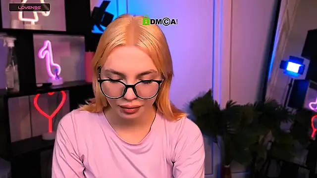 sendi cais online show from 12/17/25, 12:32