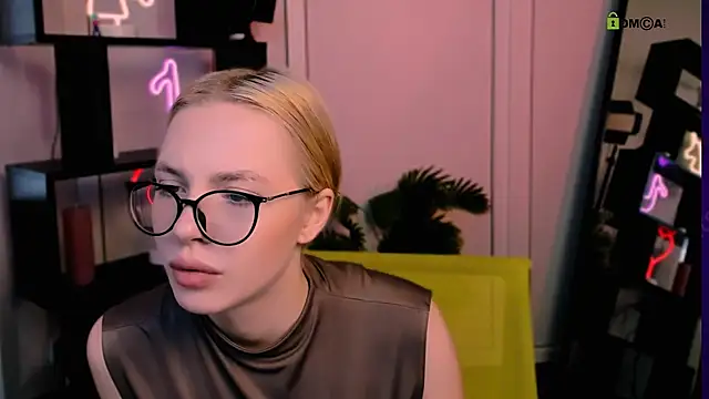 sendi cais online show from 11/22/25, 09:30