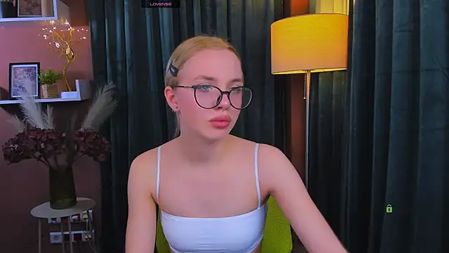 sendi cais online show from 04/17/26, 06:44