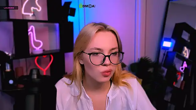 sendi cais online show from 11/26/25, 12:16