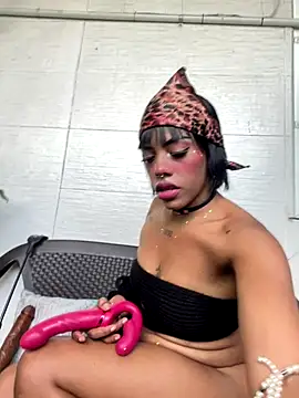 NovaFoxx online show from 10/27/25, 03:24