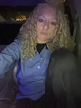 queenkelly1234 online show from 10/31/25, 05:37