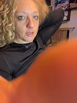 queenkelly1234 online show from 11/17/25, 01:37