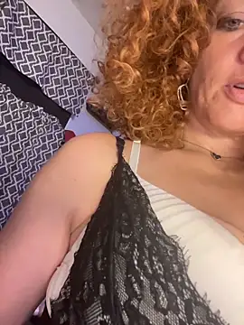 queenkelly1234 online show from 11/15/25, 12:31