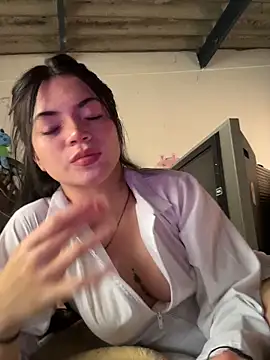 PamelaJonsom  online show from 02/16/26, 05:11