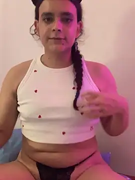 La-Gatiita-trans online show from 11/11/25, 02:34