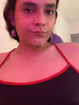 La-Gatiita-trans online show from 10/25/25, 01:34