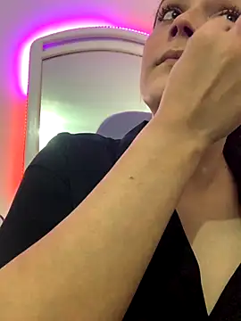 La-Gatiita-trans online show from 12/02/25, 09:27