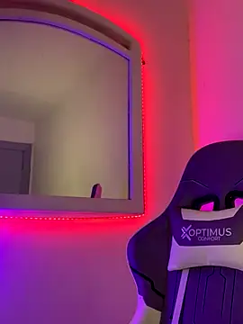 La-Gatiita-trans online show from 11/11/25, 02:28