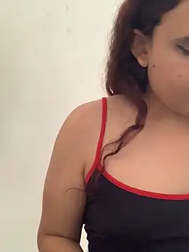 La-Gatiita-trans online show from 10/30/25, 02:58