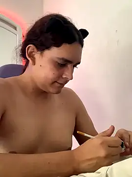 La-Gatiita-trans online show from 11/14/25, 02:21