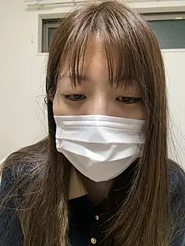 ichika 2  online show from 10/20/25, 12:38