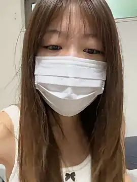 ichika 2  online show from 10/25/25, 01:38