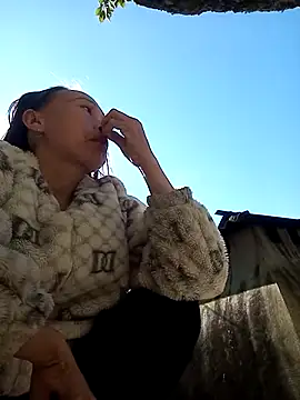 Manni john online show from 11/30/25, 02:12