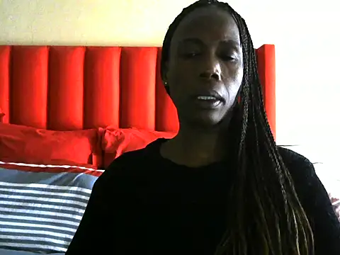 Snapshot of AfroGodesss123 chatting on 07/18/26, 12:25 AfroGodesss123 online show from 07/18/26, 12:25