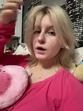 BonnyeBoom online show from 02/04/26, 03:18