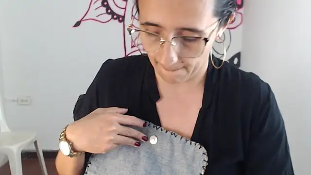 Lucyy Naugthy online show from 03/04/26, 01:30