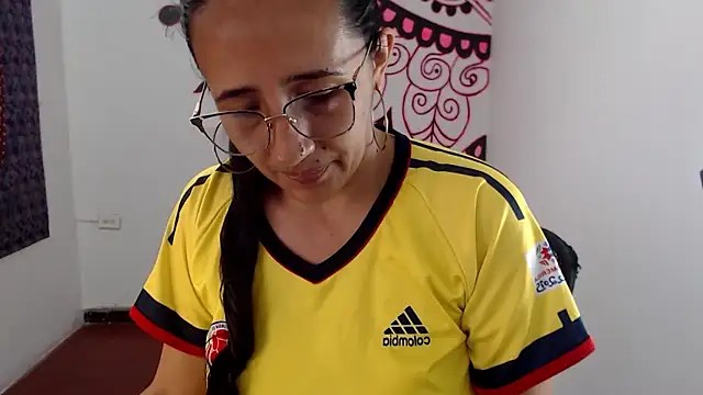 Lucyy Naugthy online show from 03/26/26, 01:53