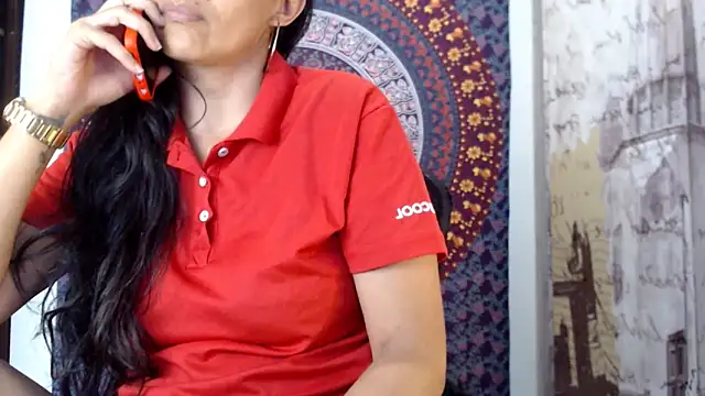 Lucyy Naugthy online show from 02/17/26, 01:36