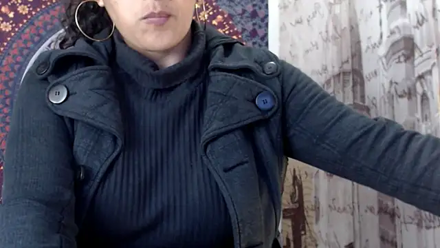 Lucyy Naugthy online show from 02/19/26, 01:52