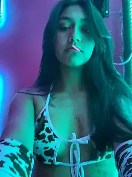 Nahomy cute1 online show from 10/31/25, 11:44