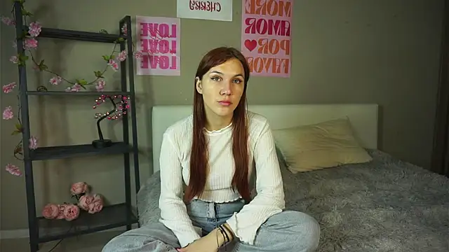 DanetteGutta online show from 10/18/25, 06:43