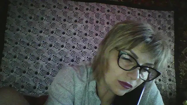 Lia Ray online show from 11/22/25, 08:40