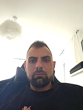 PopularArgument46 online show from 04/14/26, 02:33
