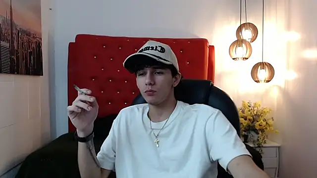 AmethystShadow17 online show from 02/25/26, 03:40