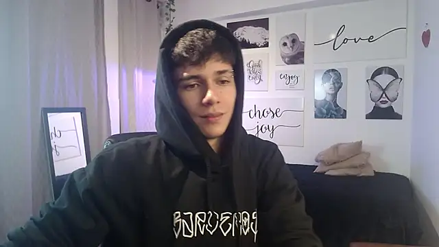 AmethystShadow17 online show from 03/20/26, 07:59