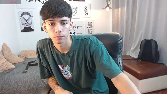 AmethystShadow17 online show from 11/04/25, 04:00