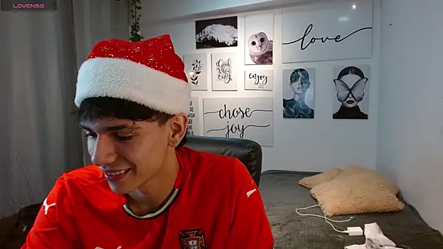 AmethystShadow17 online show from 12/05/25, 05:00