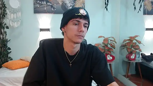 AmethystShadow17 online show from 04/04/26, 03:51