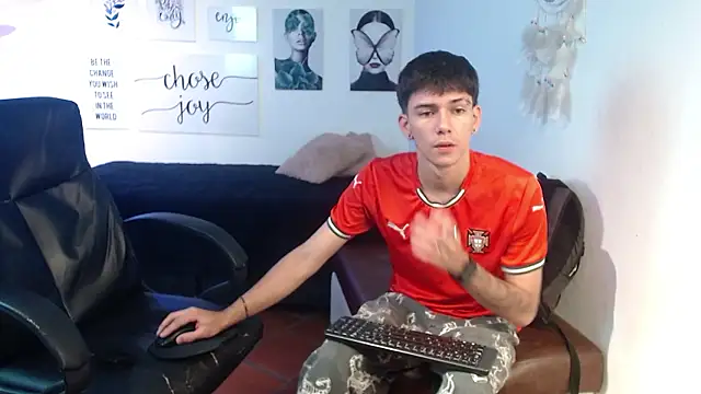 AmethystShadow17 online show from 03/13/26, 08:03