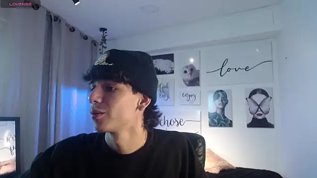 AmethystShadow17 online show from 02/12/26, 07:57