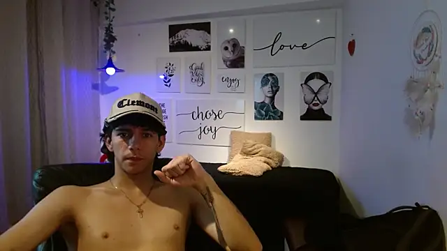 AmethystShadow17 online show from 02/27/26, 07:46