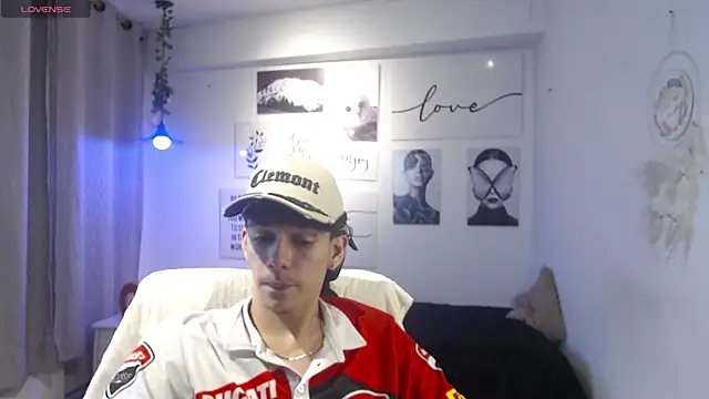 AmethystShadow17 online show from 01/10/26, 08:04