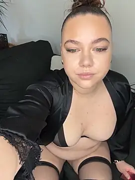 AvaHart online show from 12/19/25, 11:34