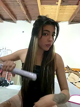 Snapshot of sofiasekrets chatting on 11/09/25, 03:21 sofiasekrets online show from 11/09/25, 03:21