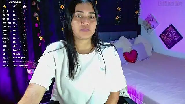 HaannaAGT online show from 10/14/25, 12:22