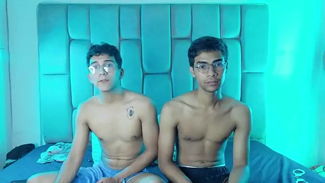 Snapshot of Desire4Duo chatting on 02/28/26, 03:44 Desire4Duo online show from 02/28/26, 03:44