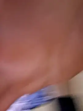 Snapshot of whateveruwanthowever chatting on 11/05/25, 03:48 whateveruwanthowever online show from 11/05/25, 03:48