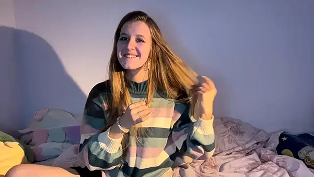 AnnamariaVieu online show from 10/14/25, 05:46