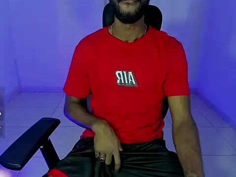 BenhtenBlack25 online show from 10/31/25, 09:22