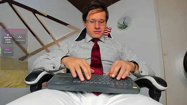 Justin valverde online show from 12/23/25, 02:55