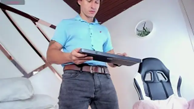 Justin valverde online show from 02/12/26, 07:35