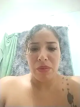 Yvonny27 online show from 02/22/26, 05:10