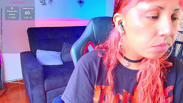 Cat  Moon   online show from 07/09/26, 02:49