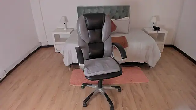 Cat  Moon   online show from 01/17/26, 12:31