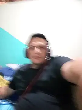 WIlGar1993 online show from 12/01/25, 08:21